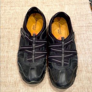 3/$15 Skechers black slip on sneakers